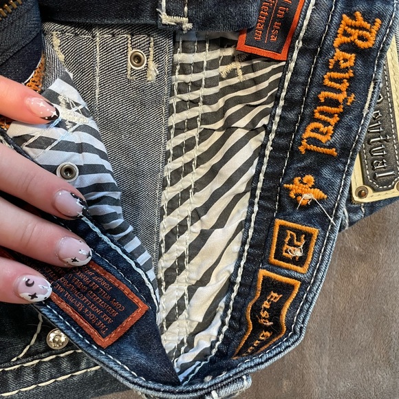 Rock Revivals - Picture 3 of 3